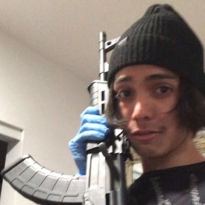 Meet your Posher, Corey